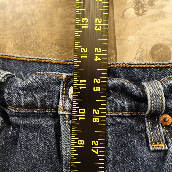 Levi’s 501 Cutoff Denim Shorts Women’s W32 Blue Distressed High-Rise Button Fly - Picture 6 of 13